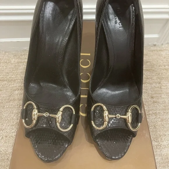 Gucci cheap heels snake